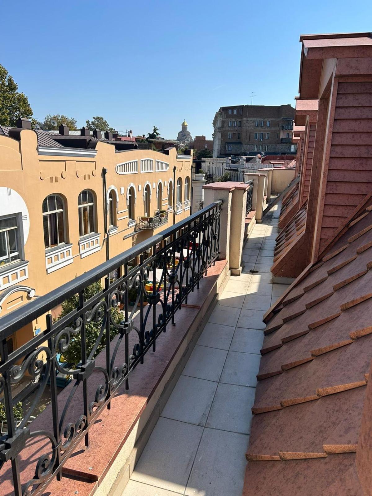 Apartment In Agmashenebeli Тбилиси Экстерьер фото
